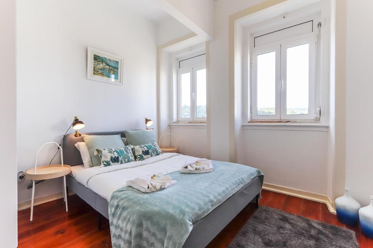 Vita Portucale ! Stylish Apartment Campo Ourique Lisboa Extérieur photo